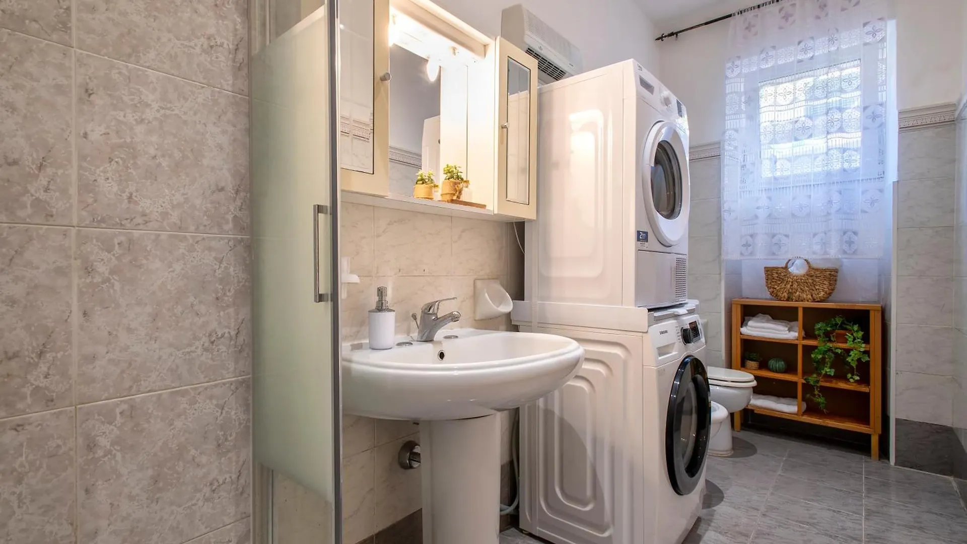 Apartment Appartamento In Centro, Vicino Le Spiagge Alghero